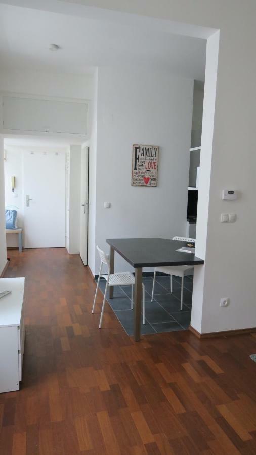 2 Zimmer Wohnung Wien Eksteriør billede